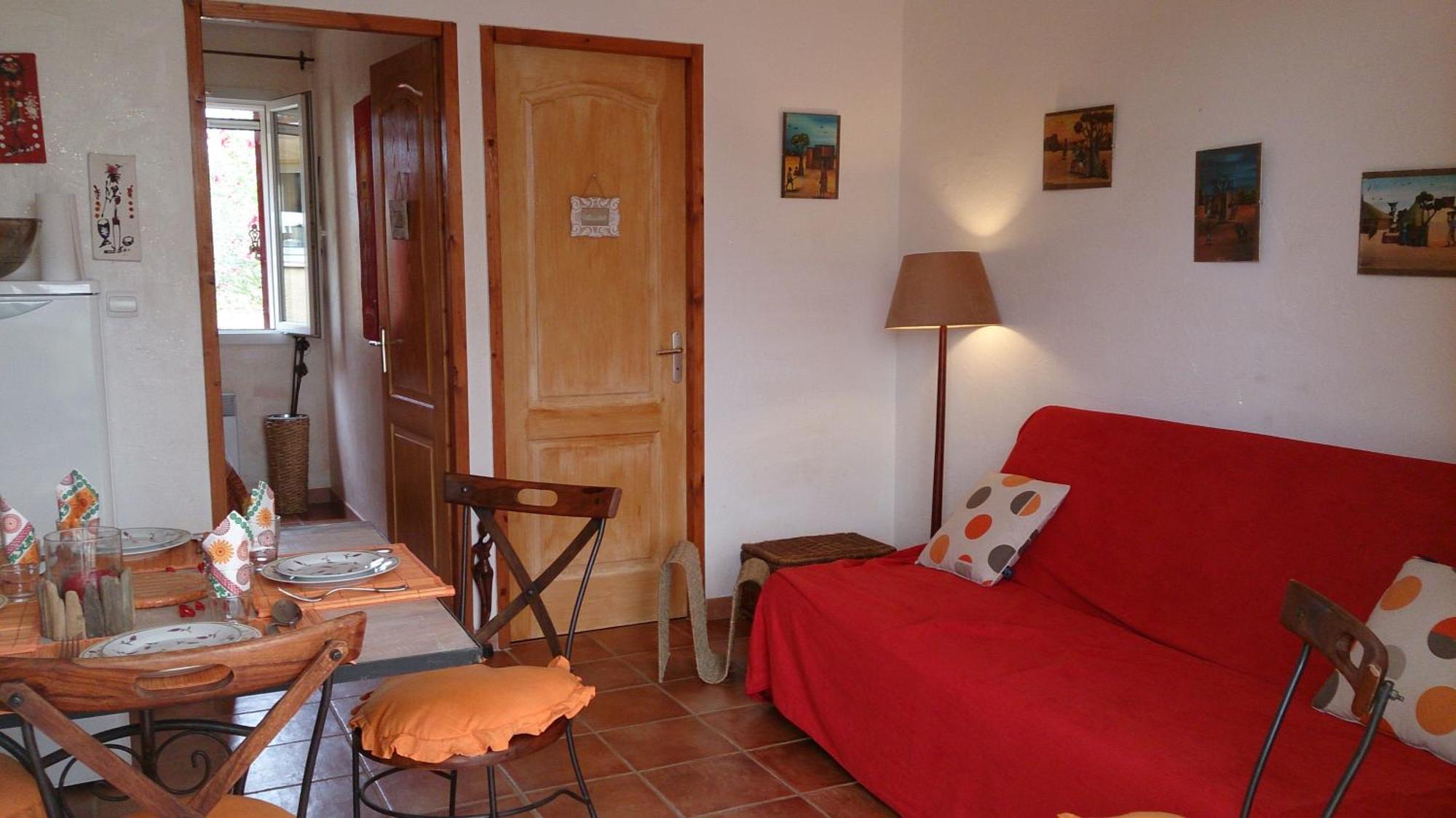 Le Mas Du Ruisseau Bellegarde (Gard) Quarto foto